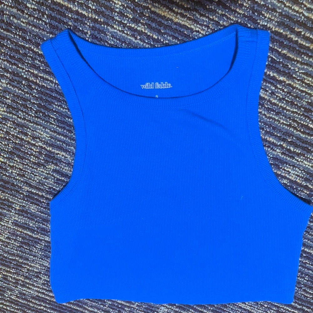 Croc top